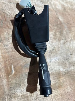 Interruptor Columna Dirección Merlo 049186