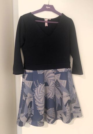 Vestido negro y azul. Talla L.