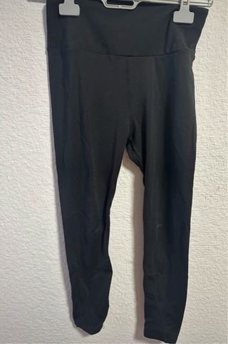 Mallas deportivas 3/4 negras