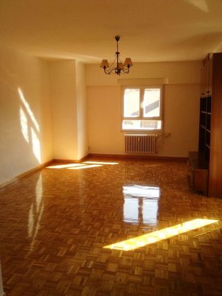 Piso en alquiler en Pº Zorrilla - Cuatro de Marzo en Valladolid