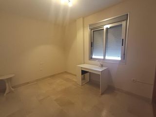 Piso en alquiler en Ciudad Jardín - Zoco en Córdoba