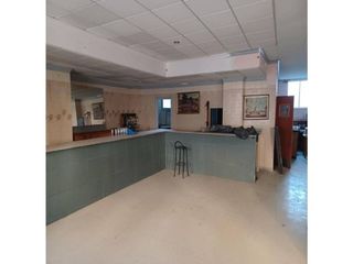 Local comercial en venta en Mula