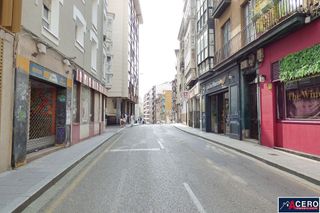 Piso en venta en Puerto Chico en Santander