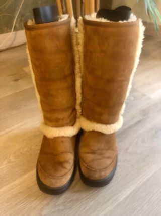 Stivali UGG donna n.37 con pelo
