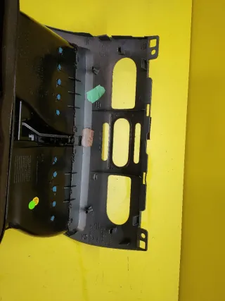 AIREADORES CENTRAL DE SALPICADERO SEAT LEON II 1P1