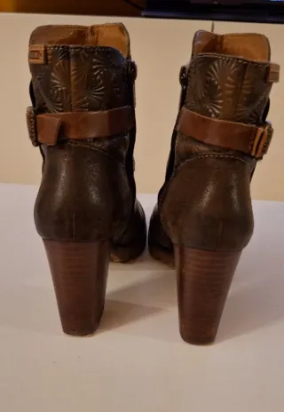 Botines Pikolinos Marrón. Como nuevos.