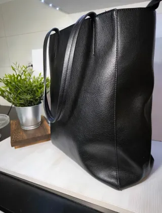 Bolso Tote Bag Negro Stradivarius