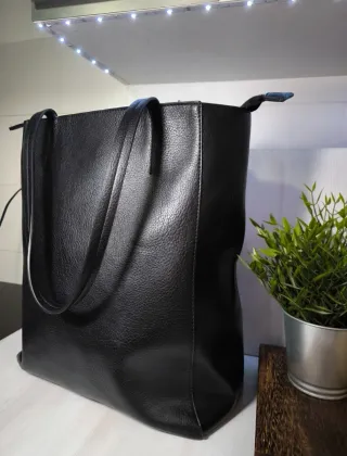 Bolso Tote Bag Negro Stradivarius