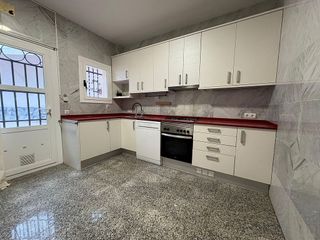 Chalet en alquiler en Montmar en Castelldefels