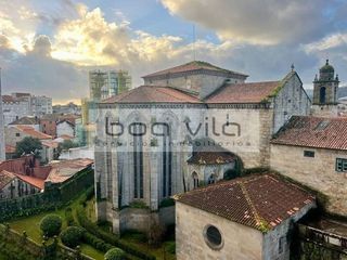 Piso en alquiler en Zona de Plaza de Barcelos en Pontevedra