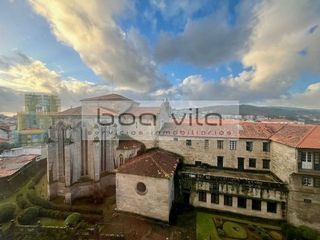 Piso en alquiler en Zona de Plaza de Barcelos en Pontevedra