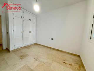 Piso en alquiler en Zona Centro en Córdoba