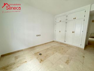 Piso en alquiler en Zona Centro en Córdoba