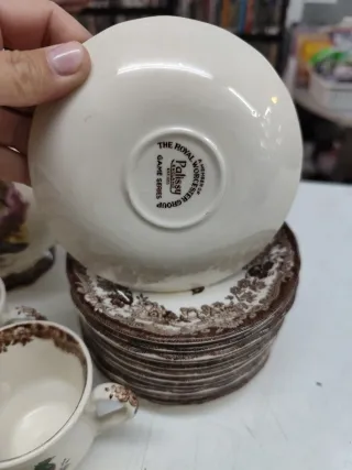Juego de té inglés de porcelana