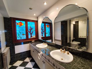 VIVIENDA EN PLAZA URDANIBIA