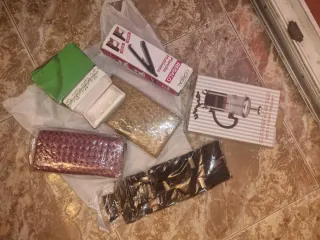 Lote de artículos de regalo y cuidado personal