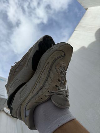 Zapatillas Adidas Ozweego Originales Beige/Gris