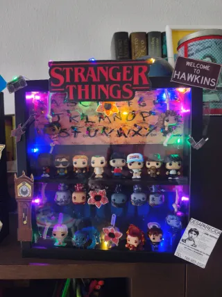 Colección Funkos Stranger Things Kinder Joy