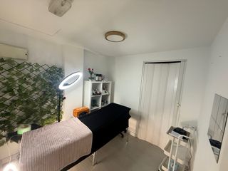 Traspaso de salón de uñas y estética en madrid