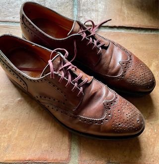 Zapatos vintage de cuero marrón hechos a mano