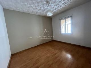 Chalet en alquiler en Os Mallos - San Cristóbal en Coruña (A)