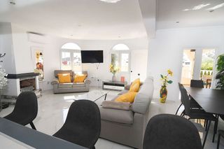 Chalet en venta en La Siesta - El Salado - Torreta en Torrevieja