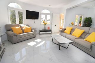 Chalet en venta en La Siesta - El Salado - Torreta en Torrevieja