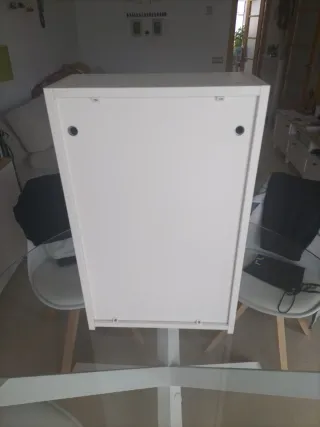 Mueble alto Ikea Lillangen.