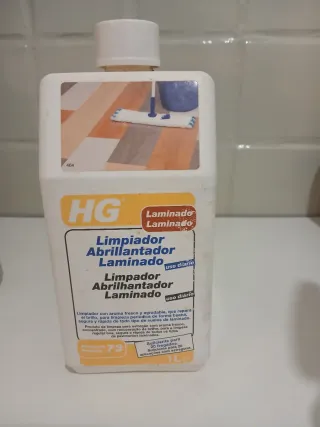Limpiador Abrillantador para Suelo Laminado HG 1L