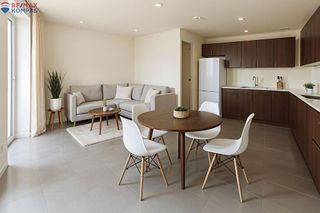 Piso en venta en La Caleta - La Viña en Cádiz