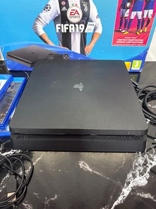 PS4 Slim 1TB + Controller + 3 Giochi + Scatola