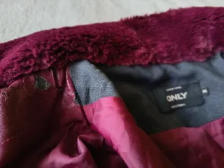 Abrigo peluche morado Only Talla M