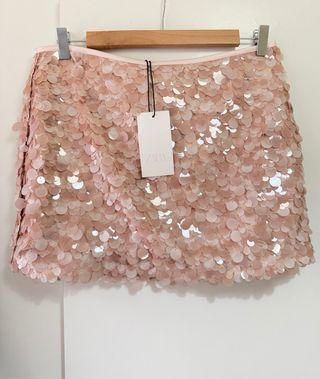 Falda Zara lentejuelas rosa zara viral