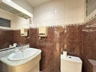 Oficina en venta en Ensanche - Diputación en Alicante