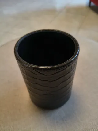 Porta penne da scrivania in pelle