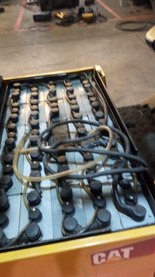 Carretilla Elevadora Eléctrica CAT. EP16KT