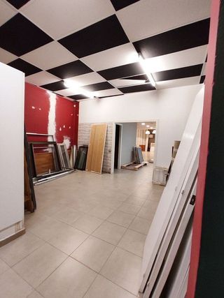 Local comercial en alquiler en Instituts - Universitat en Lleida