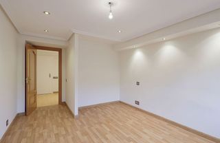 Piso en alquiler en Centro en Gijón