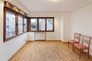 Piso en alquiler en Centro en Gijón