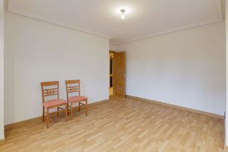 Piso en alquiler en Centro en Gijón