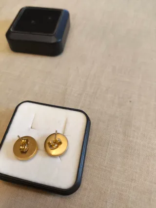 Pendientes Bvlgari Dorados con Negro