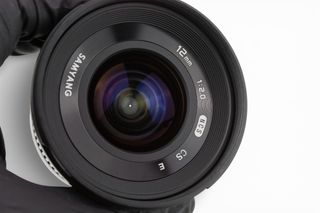 Obiettivo Samyang 12mm 1:2 NCS CS E Sony
