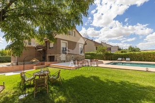 Chalet en venta en La Paloma - Asfain en Azuqueca de Henares