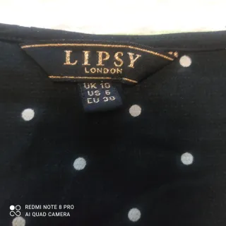 Blusa flamenca lunares. LEER