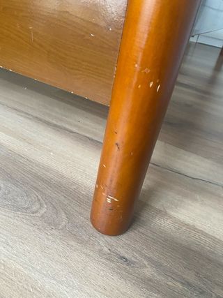 Cama con somier de madera y metal