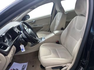 Volvo S60 T4 F R-DESIGN