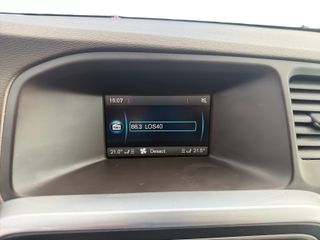 Volvo S60 T4 F R-DESIGN