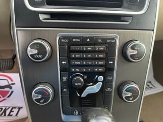 Volvo S60 T4 F R-DESIGN