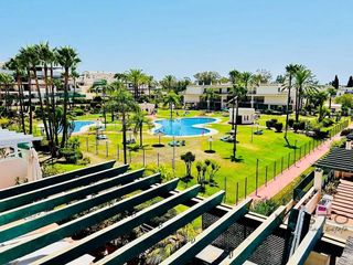 Piso en alquiler en Nueva Andalucía centro en Marbella