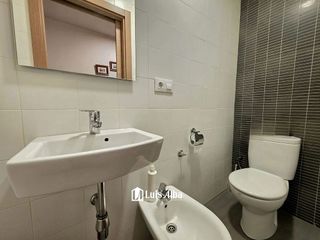 Piso en alquiler en Los Remedios en Sevilla